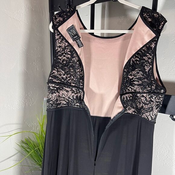 Nightway lace sequins open back evening gown black tan size 20W - Picture 10 of 16